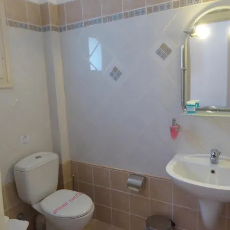 Aronis Apartmán