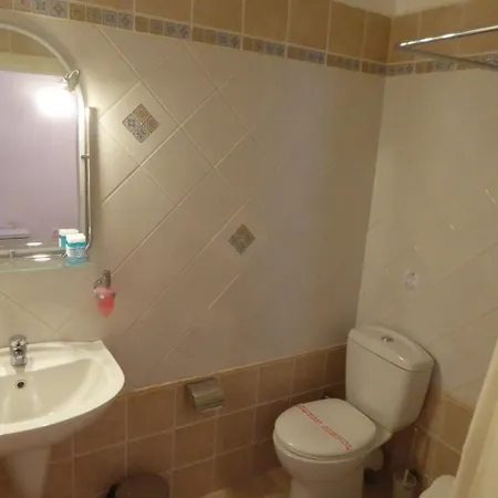 Apartment Aronis *